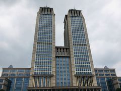 -复旦大学光华楼