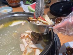 -一朵菌·野生菌探索家火锅(南亚店)