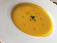 -LENBACH兰巴赫西餐啤酒坊(大连星海广场店)