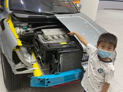 -杭州中沃沃尔沃4S店(滨江区店)