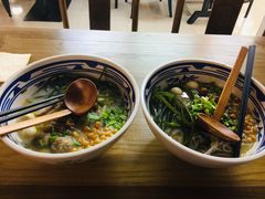 -胡大怪手工酸辣粉(安亭店)