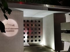 -穹六人间 people 6(岳阳路店)