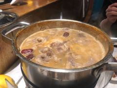 -领鲜活海鲜榴莲自助火锅(东门店)