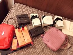 -文艺复兴百货(米兰大教堂广场店)