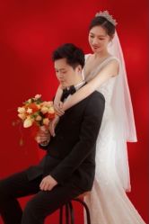 -雪中彩影婚纱摄影·微光艺术中心