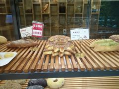 -焙丽拾光(麦凯乐直营店)