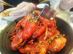 -巴厘龙虾·榜首油焖大虾(音乐学院·沿江酒馆店)