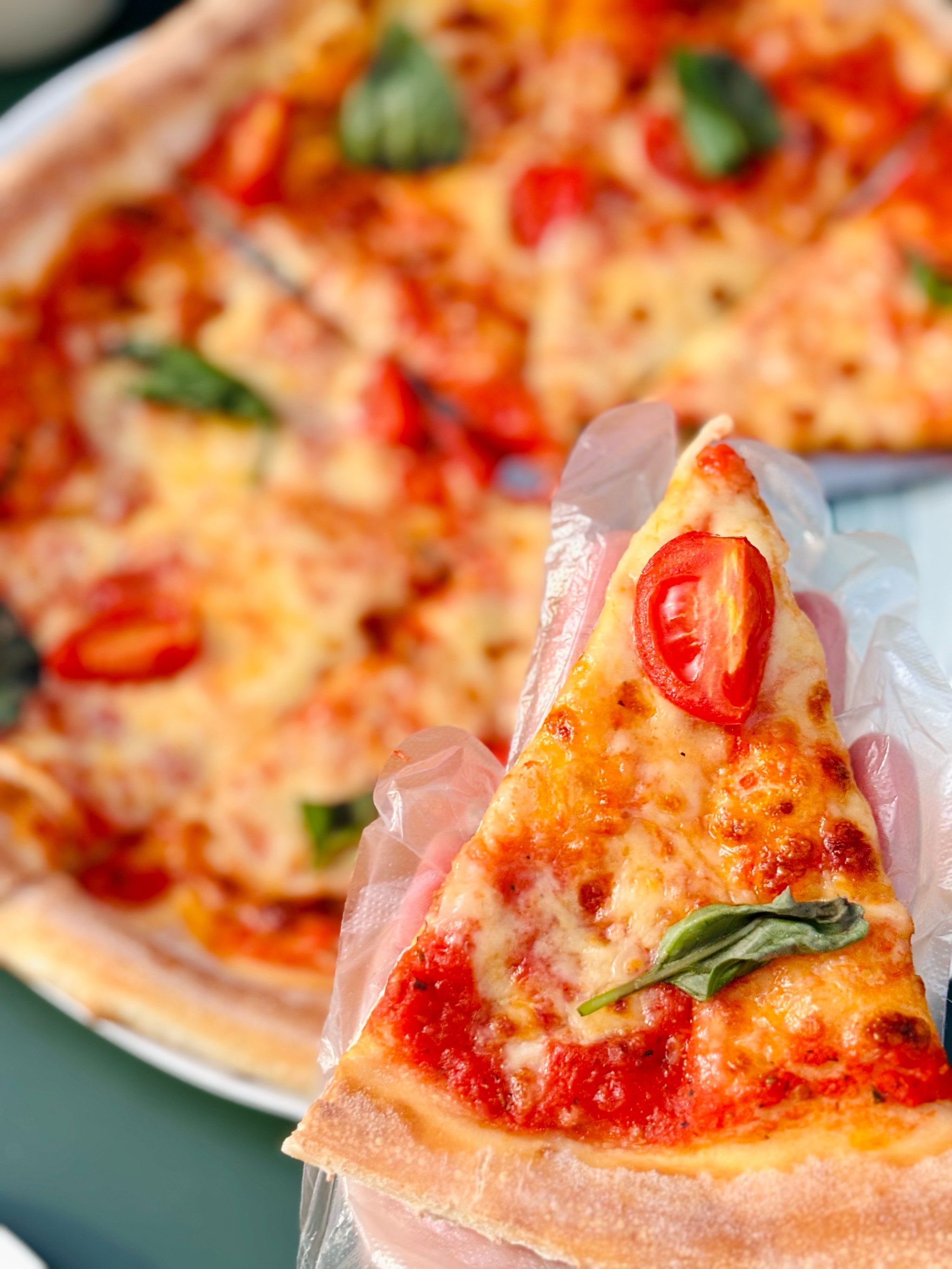 12寸的披萨只要9.9!