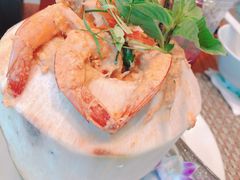-Chom Cafe and Restaurant