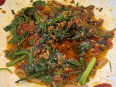 -洪霞餐馆·川菜·鲜货现炒(两江春城店)