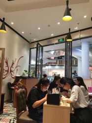 -进巍美甲美睫店