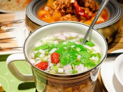 茶缸羊汤-耶里夏丽·新疆菜·家庭聚场(百联中环购物广场店)