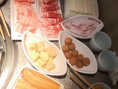 -季季红火锅(青山湖万达店)
