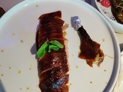 精品烤鸭-悦江(梅奔中心店)