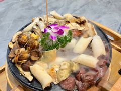 -一朵菌·野生菌探索家火锅(南亚店)