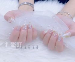 -七彩虹美甲美睫 半永久