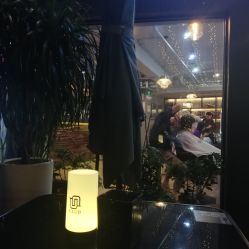 -十六番发型师事务所