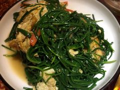 -一个勺子新疆锡伯主题私房菜(红墙巷49号院店)