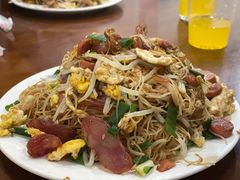 火腿肠炒粉干-凡老头米线砂锅(古荡新村西粮站)