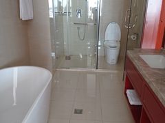 -兴芮温泉度假区