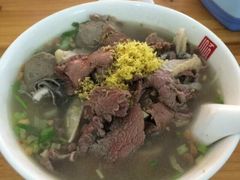 镇记老尾牛杂-潮镇老尾牛杂(环城西路店)