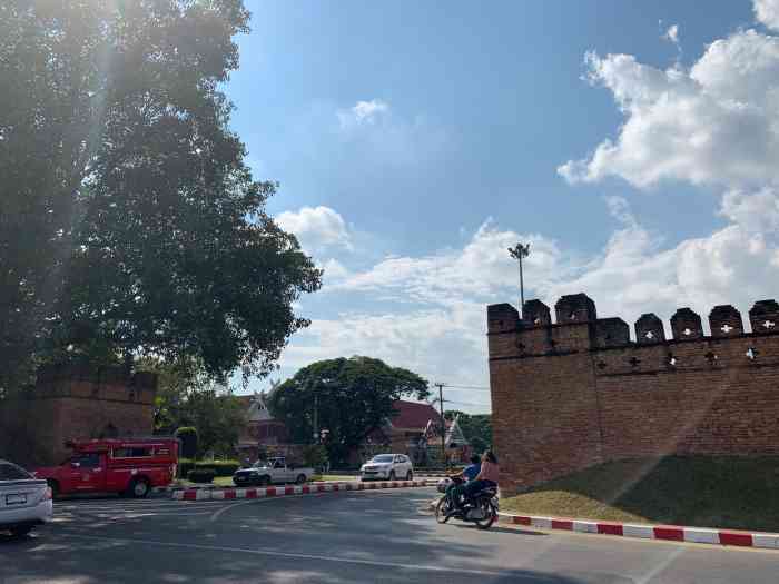 松达门-"松达寺位于清迈古城外以西的素贴路(sut."-大众点评移动版