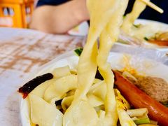 -丁记牛肉手擀板面