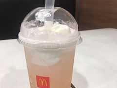 番石榴麦旋酷-麦当劳(济南经四路餐厅)