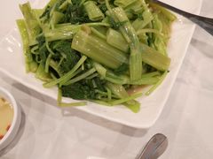 -半岛海鲜酒家
