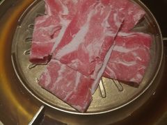 澳洲极品肥牛-猪啊牛呀羊啊铜盘烤肉(正大广场店)