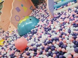 -孩子王(昆山招商花园城店)