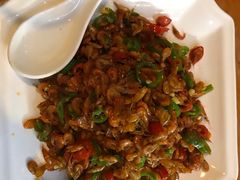 -临江餐馆二楼美食部落