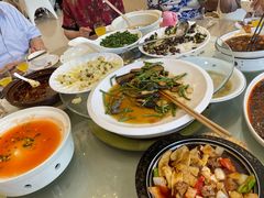 -月圆霖特色农家乐