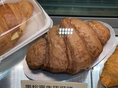 黑松露巧克力可颂-喜茶(深圳丰盛町店)