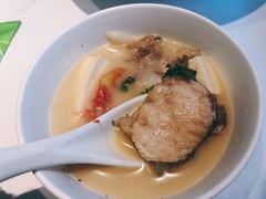 鱼头客家豆腐汤-汤城小厨•粤菜•靓汤(金宝街店)