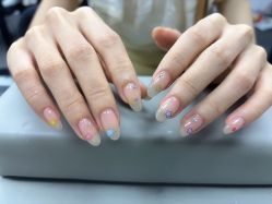 -芊屿芊浔美甲