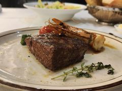 -马克西姆俄罗斯餐厅(通亚街店)