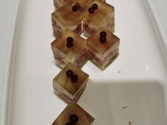 -品悦酒店(三林古镇店)