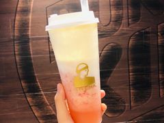 草莓桃子酪酪-LELECHA乐乐茶(新街口大洋店)