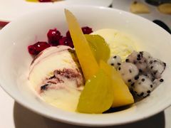 手工冰淇淋配季节水果-蝶舍·MAISON PAPILLON