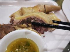 白切靓鸡-旭璟酒家·传统粤菜·湘菜(逸景路店)