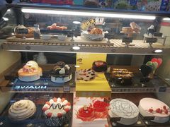 -DQ·蛋糕·冰淇淋(大宁国际商业广场店)