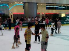 android_upload_pic-冰纷万象滑冰场(二七万象城店)