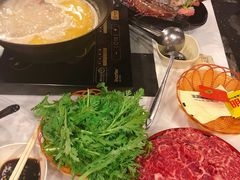 -鲜入围煮花胶鸡海鲜火锅