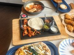 -必胜客(绿地新都会店)