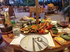 -三亚艾迪逊酒店·海滩烧烤 BARBACOA·现场乐队·浪漫晚餐·烧烤海鲜