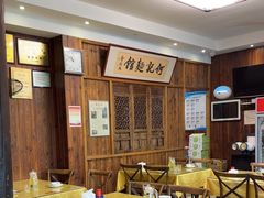 -何记面馆(龙泉山店)