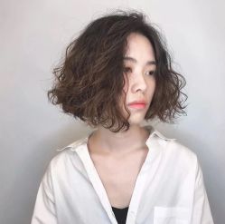 -MYYF SALON烫发染发