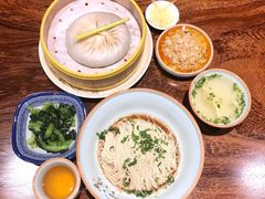 -朱洪元苏式面馆(绿宝广场店)