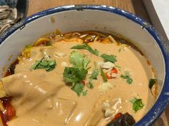 东北粘糊麻辣烫-华府九号海鲜烧烤大排档(龙域店)